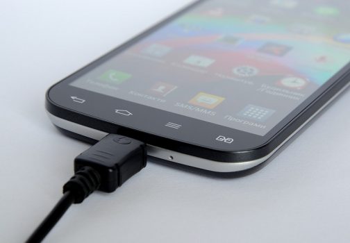 Choose the Right Charger for Mobile Phone Properly
